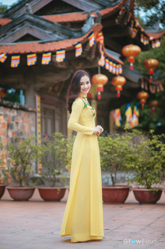 美女让人操